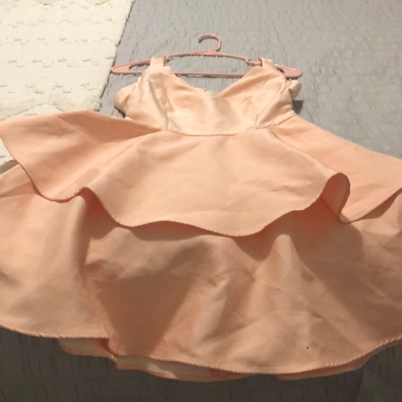 Dress - Picture 3 of 3